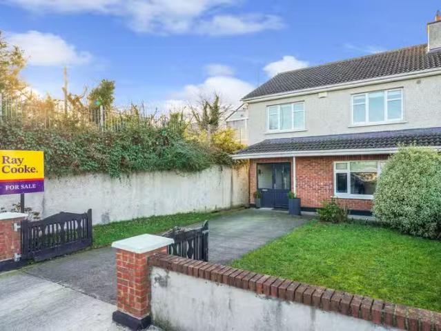 15 Treepark Avenue, D24HT71, Kilnamanagh, Dublin 24 is for sale