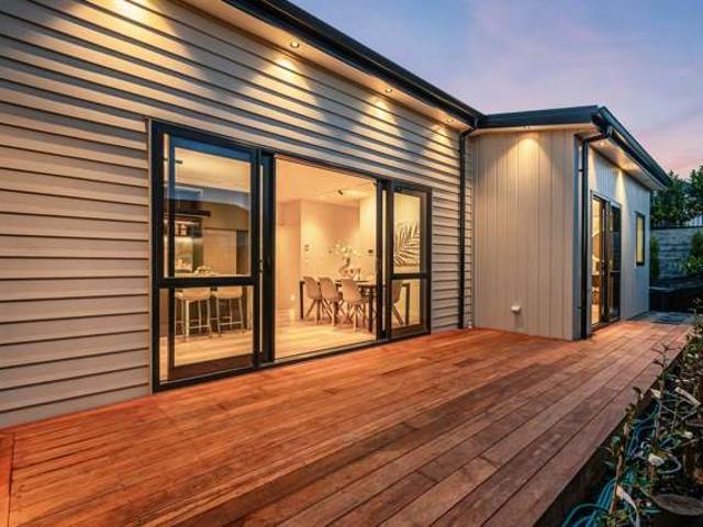 15 Tukutata Crescent, Milldale, Rodney