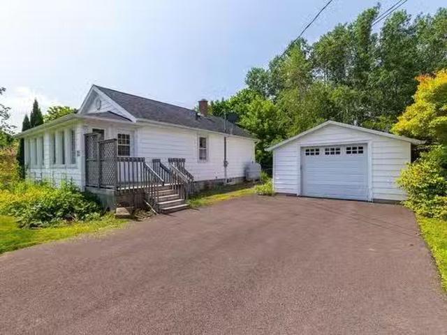 15 Victoria Street, Middleton, NS, B0S 1P0 house for sale L.