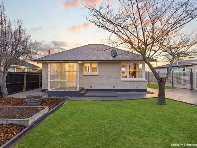 15 Vivian Street, Burwood, Christchurch City