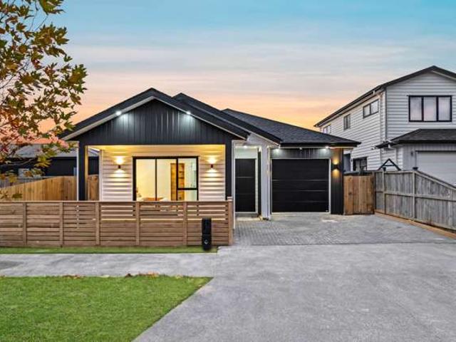15 Waimarie Drive, Karaka, Franklin