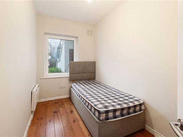 15 Whiteoaks, Clonskeagh, Dublin 14 Lynam Auctioneers & Estate Agents 4844 MyHome. Ie Residential