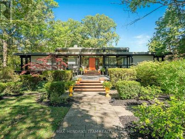 15 Wood Dale Drive, St. Catharines Glendale/Glenridge, ON, L2T 1Y9 house for lease | Listing ID X13653 | Royal LePage