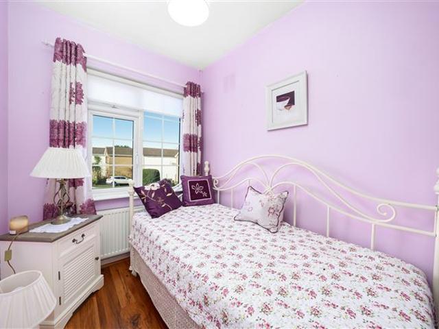 15 Yellow Meadows Lawn, Clondalkin, Dublin 22 Ray Cooke Auctioneers 4909 MyHome. Ie Residential