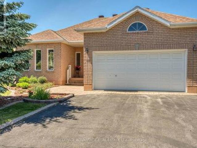 15 Antonio Way, Perth, ON, K7H 3R5 house for sale | Listing ID X13585 | Royal LePage