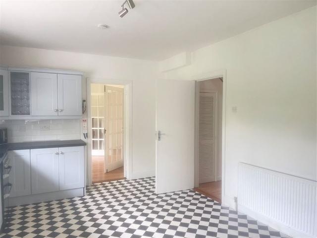 15 B Strand Road Sutton D13, Sutton, Dublin 13