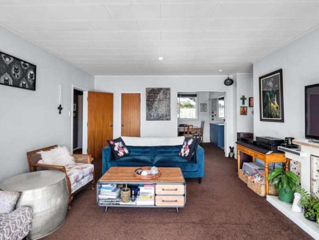 15 Barrett Street, Westown, New Plymouth