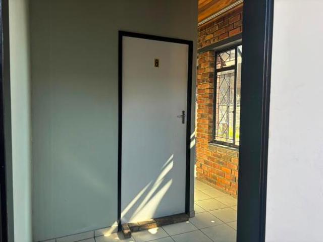 15 Bedroom House in Vanderbijlpark SE7