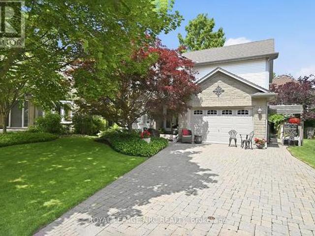 15 Brigantine Court, St. Catharines Port Weller, ON, L2M 7V4 house for sale | Listing ID X13437 | Royal LePage