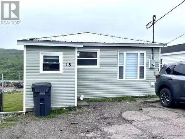 15 Bunkers Hill Road, Fortune, NL, A0E 1P0 house for sale L.