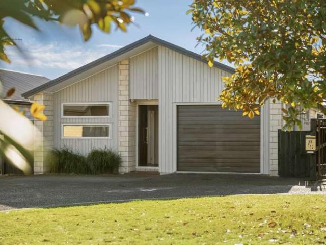 15 Capstan Close, Pyes Pa, Tauranga