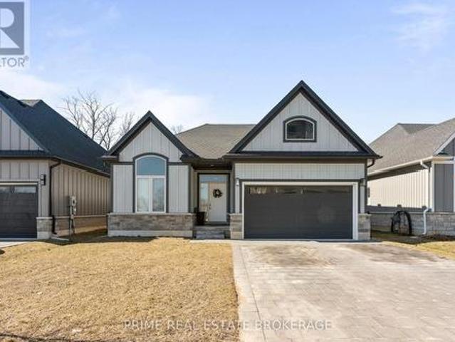 15 Compass Trail, Central Elgin, ON, N5L 0B8 house for sale | Listing ID X12061 | Royal LePage