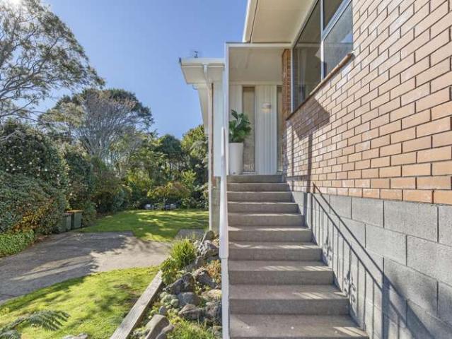 15 Clifton Drive, Waitara, New Plymouth