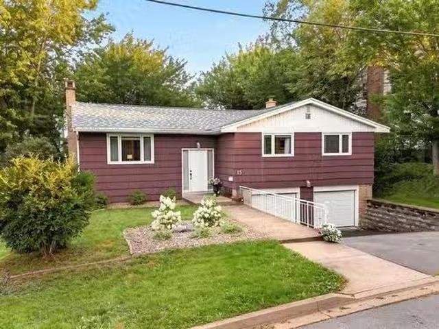 15 Cranston Ave, Dartmouth, NS, B2Y 3G1 house for sale List.