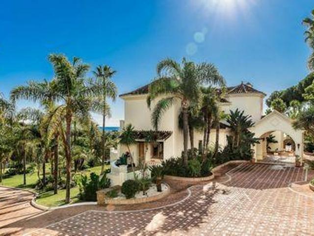 15 Dormitorio Villa Benahavis Andalucía 102797483