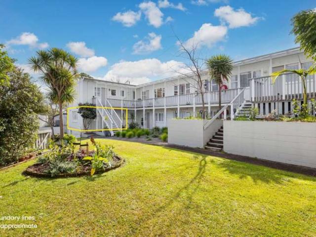 1/5 Edgars Road, Westmere, Auckland City