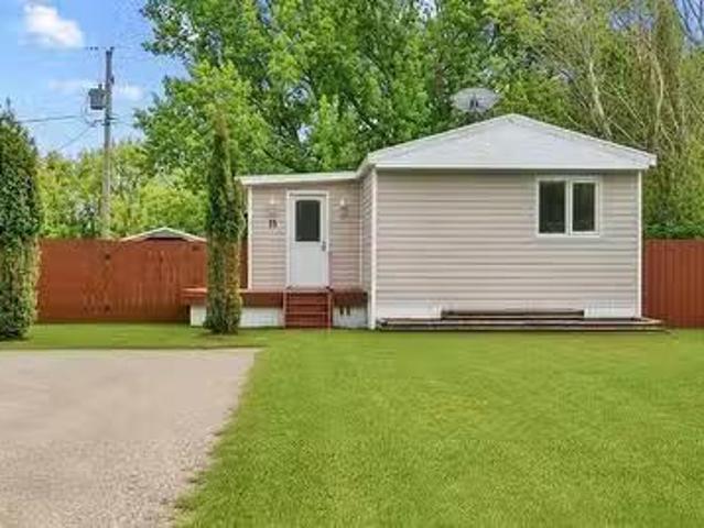 15 Elm Street, Brandon, MB, R7A 5Y5 house for sale Listing.