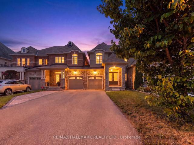 15 Gamble Glen Crescent, Richmond Hill | 3+1Beds/4Bath, Townhouse, $899,000 | Condos. Ca