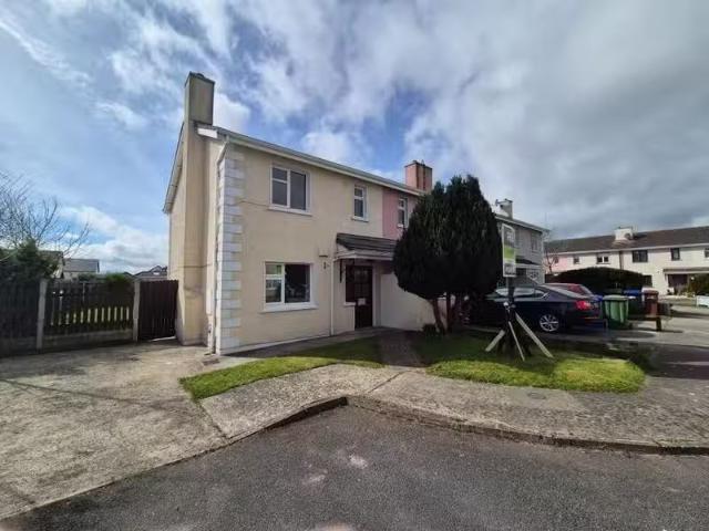 15 Graigowen, Carlow Road, Tullow, Co. Carlow is for sale