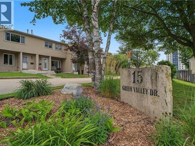 15 Green Valley Drive Unit# 1, Kitchener, ON, N2P 1K7 townhouse for sale | Listing ID 40858 | Royal LePage