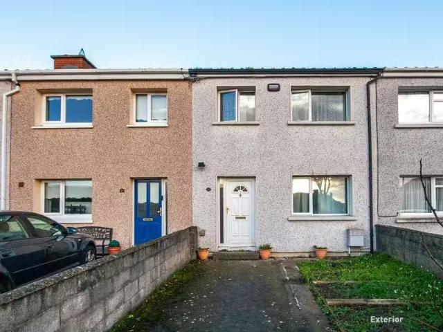 15 Hillview Estate, Ballinteer, Dublin 16, D16ET66 is for sale