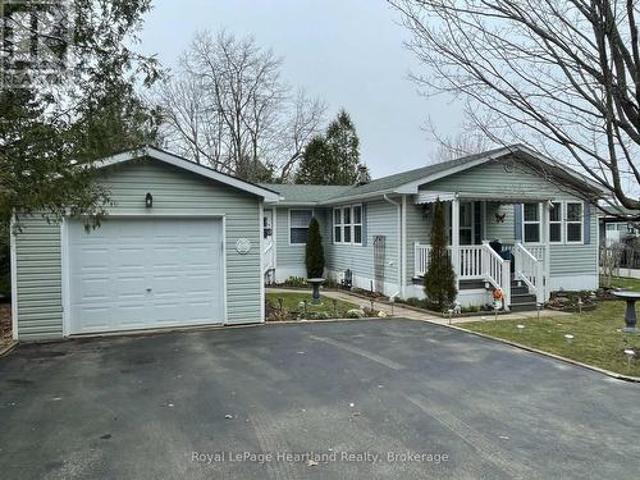 15 Huron Lane, Ashfield Colborne Wawanosh Colborne, ON, N7A 3Y2 house for sale | Listing ID X13615 | Royal LePage