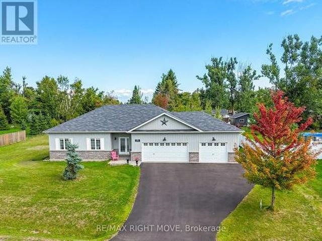 15 Keyzer Drive, Oro Medonte, ON, L3V 8N7 house for sale | Listing ID S13445 | Royal LePage