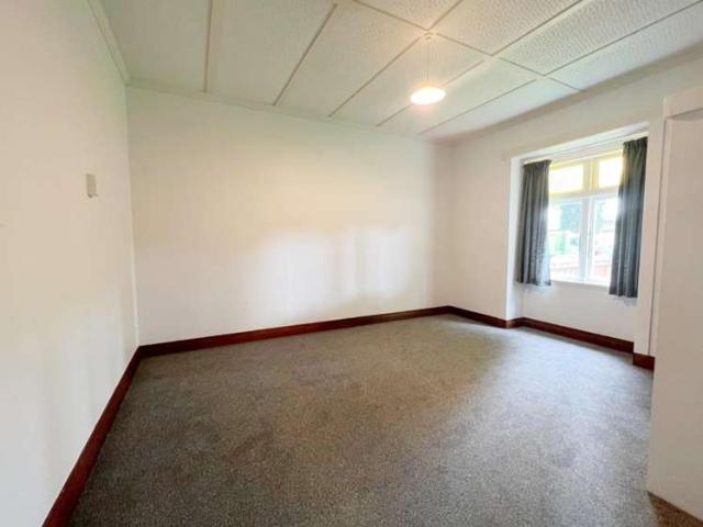 15 Kitchener Street, 1055, Hamilton City