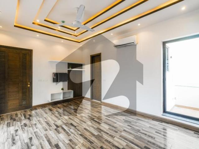 15 KVA Sollar Installed 10 Marla Most Beautiful Modern Design Luxury House For Rent At Prime Location DHA Phase 7