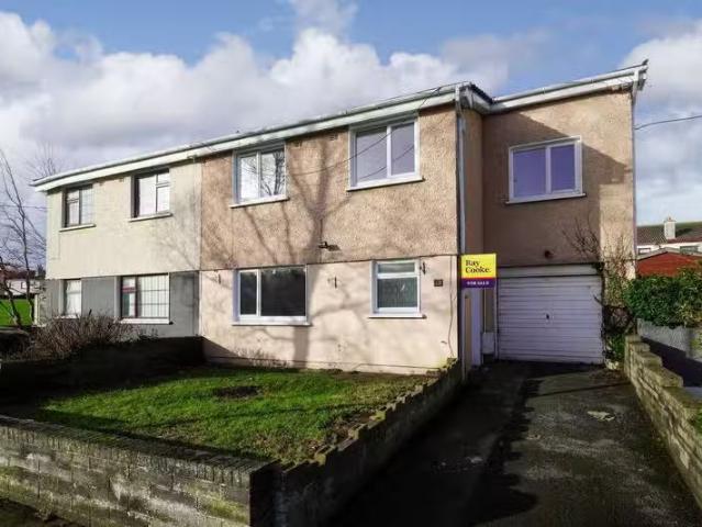 15 Lealand Close, D22XD96, Clondalkin, Dublin 22 is for sale