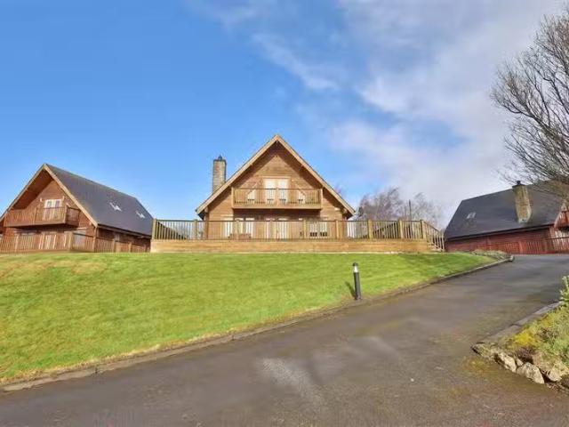 15 Lough Sillan Lodge, Sherbird, Cavan