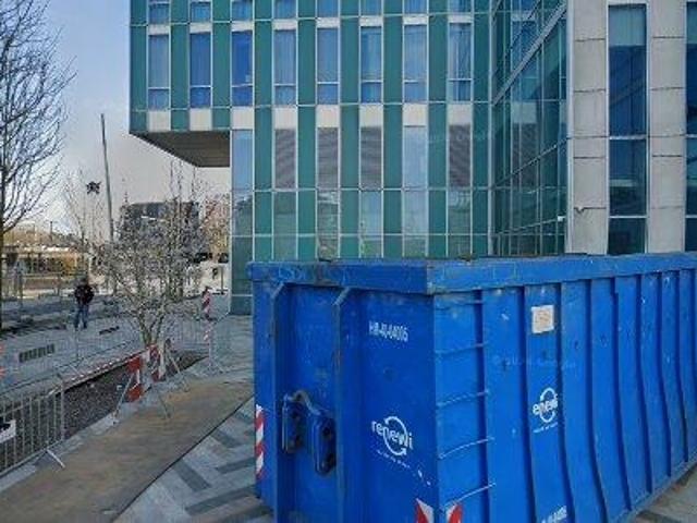 15 m2 office space for rent in Almere