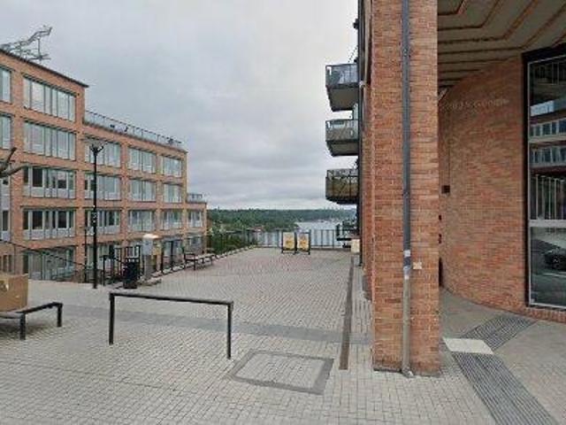 15 m2 rum uthyres i Nacka