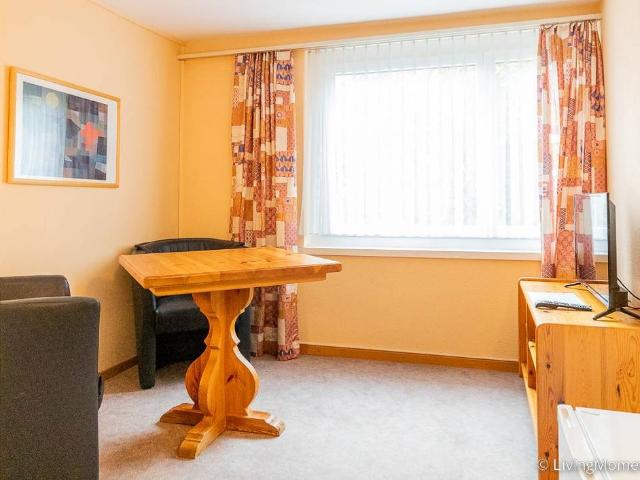15 m², 1. Stock