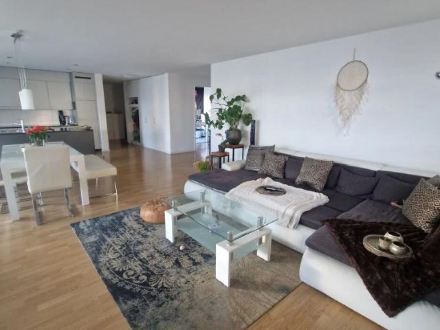 15 m²