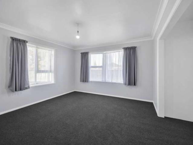 15 McLean Street, Hawera, South Taranaki