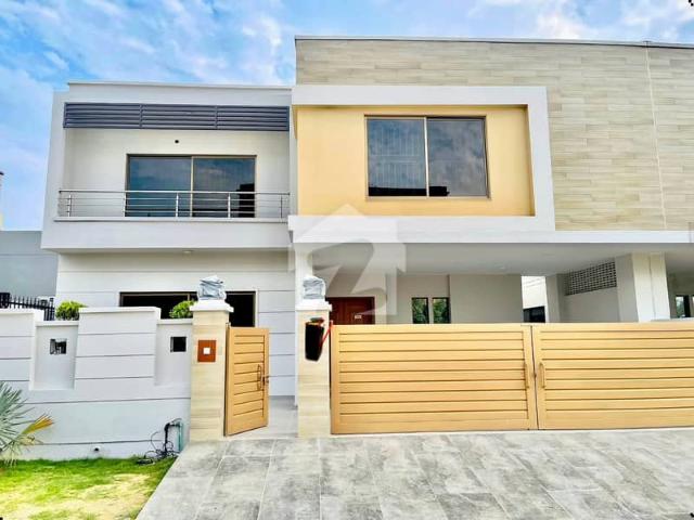 15 Marla 4 Bedroom's Tile Flooring House For Sale | Askari 10 Lahore Cantt | @nusratestate