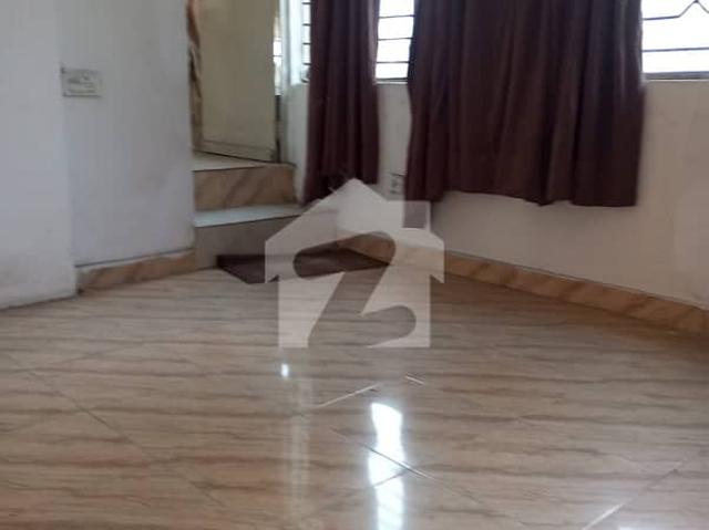 15 Marla Upper Portion For Rent Ideal For Silent Office