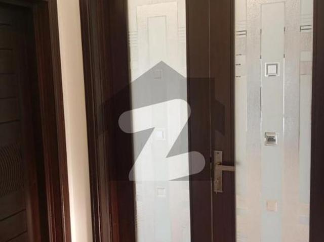 15 marla house avaiable for sale wapda city block c