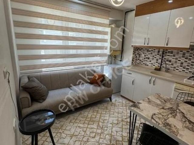 15 Mayıs Mahallesinde 1+1 Satılık Apart