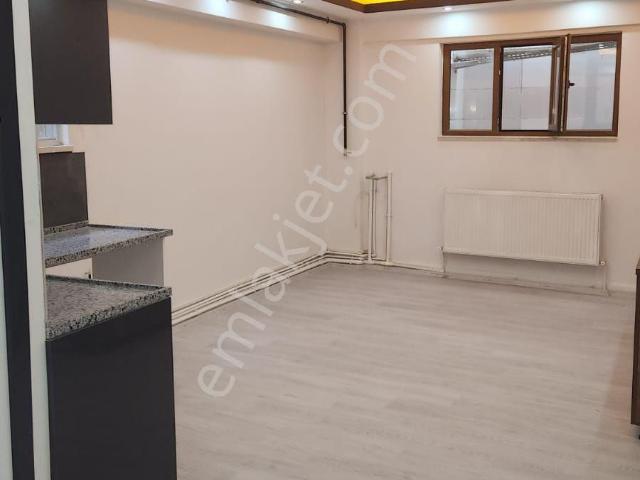 15 Mayıs Mahallesi'nde Satılık 2+1/60 M2 Apart