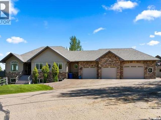 15 Meadow Bay, Lumsden, SK, S0G 3C0 house for sale | Listing ID SK031581 | Royal LePage