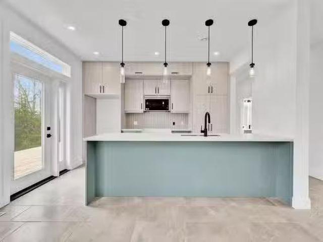 15 Merion Court, Hammonds Plains, NS, B4B 0E5 condo for sale.