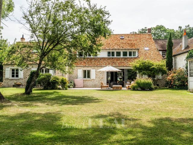 15 minutes de Montfort maison ancienne bien rénovée 245m² Bazainville