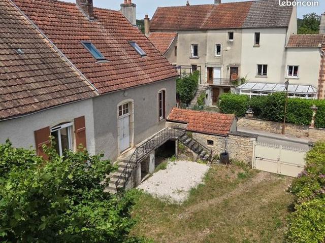 15 min DIJON OUEST Maison en pierre 5 pièces 92 m² 3 chambres avec jardin