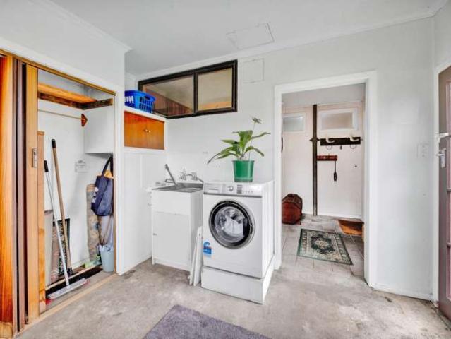15 Mid Kahui Road, Rahotu, South Taranaki