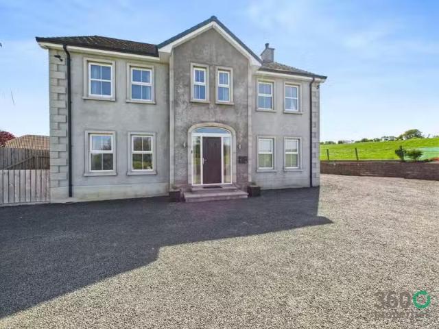 15 Mount Davys Road