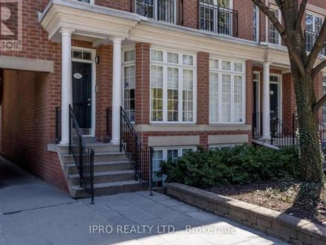 15 Niagara Street, Toronto, ON, M5V 1C2 townhouse for sale | Listing ID C11912 | Royal LePage