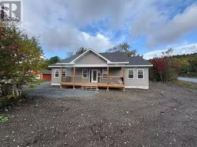 15 Old Briton Crescent, Lewisporte, NL, A0G 3A0 house for sa.