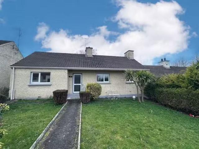 15 Oriel Park, Emyvale, Co. Monaghan